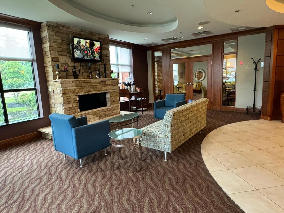 לקסינגטון פארק Comfort Inn & Suites מראה חיצוני תמונה