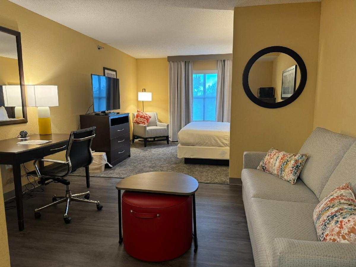 לקסינגטון פארק Comfort Inn & Suites מראה חיצוני תמונה