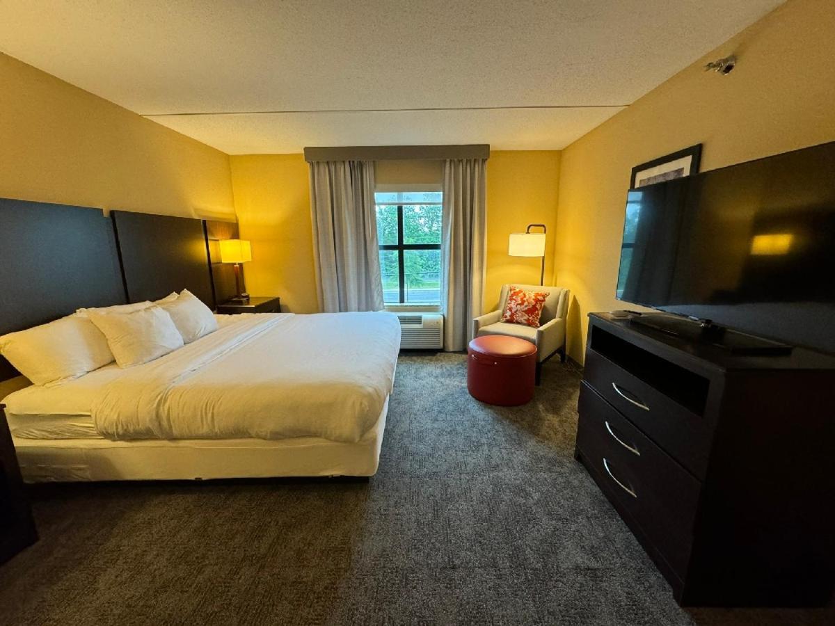 לקסינגטון פארק Comfort Inn & Suites מראה חיצוני תמונה