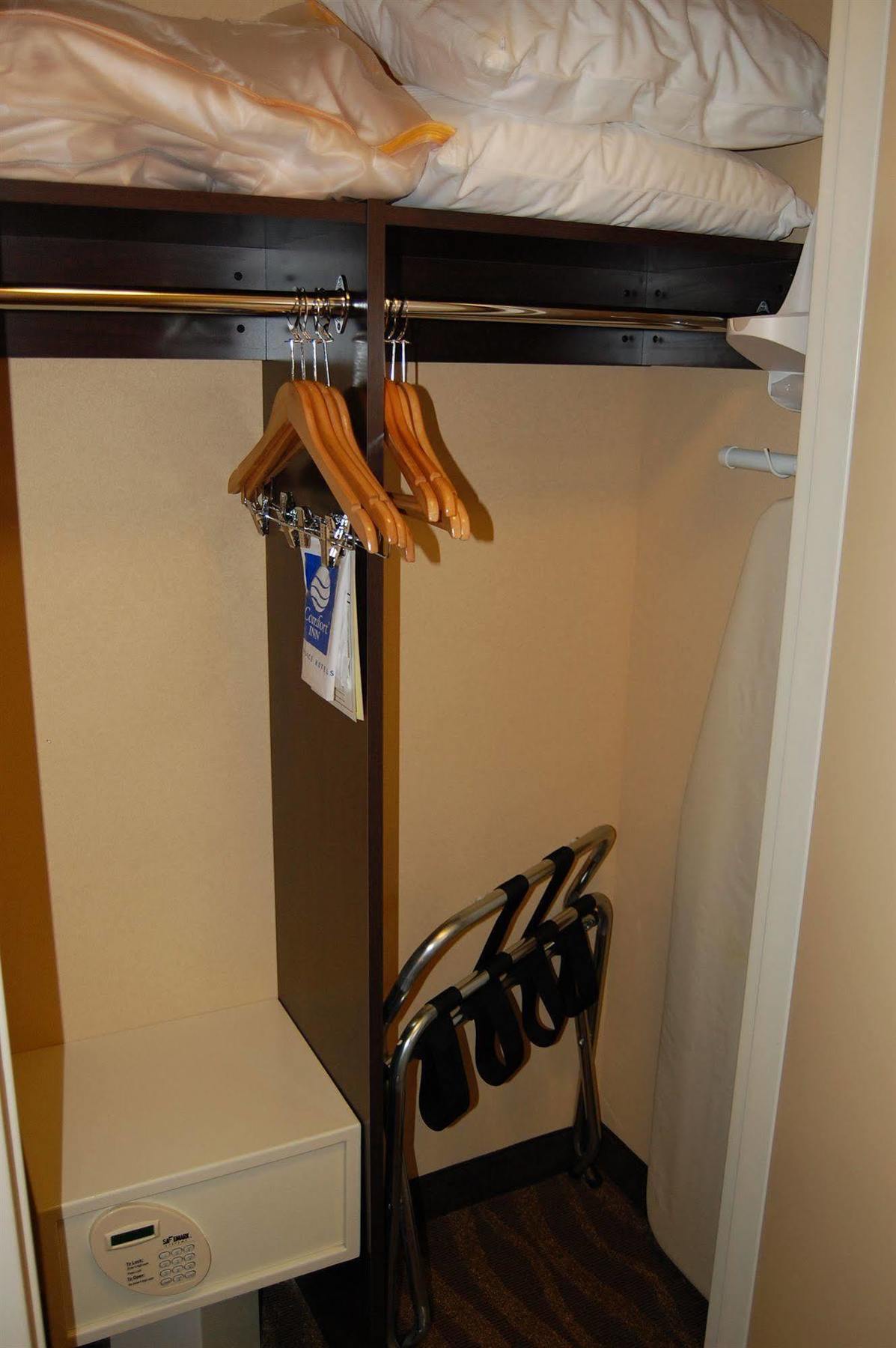 לקסינגטון פארק Comfort Inn & Suites מראה חיצוני תמונה